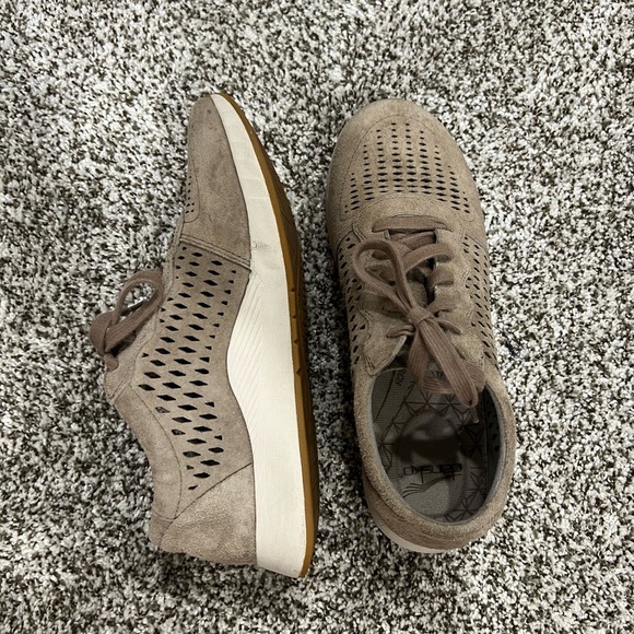 Dansko Women's Charlie Fashion Comfort Sneaker Size 7.5 - Picture 3 of 10